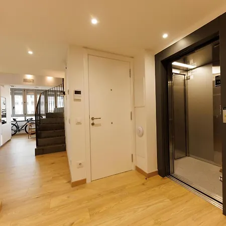 Bravissimo Pont Sant Agusti, Monthly *