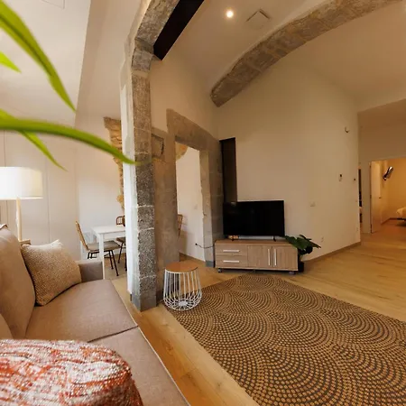 Bravissimo Pont Sant Agusti, Monthly Gerona