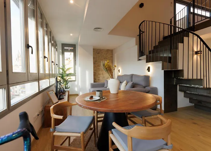 Bravissimo Pont Sant Agusti, Monthly Gerona