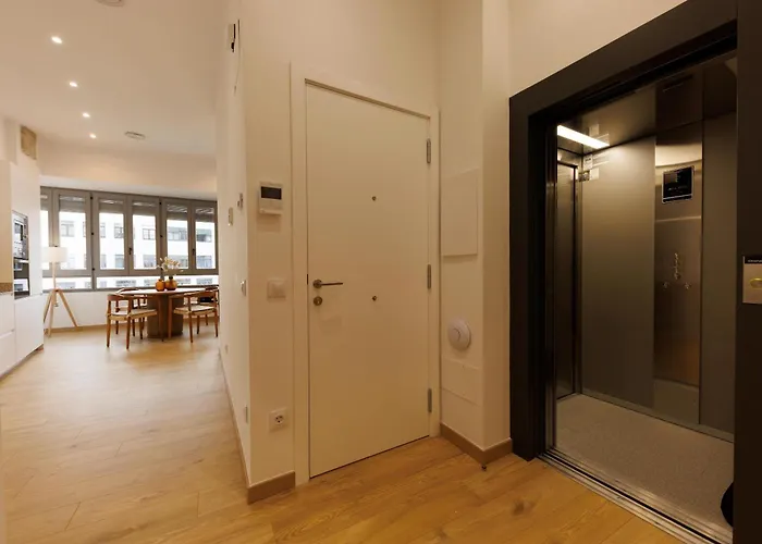 Bravissimo Pont Sant Agusti, Monthly * Gerona